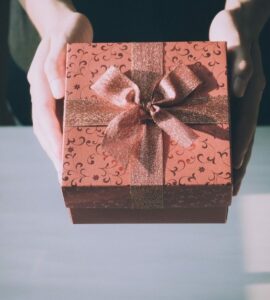 15 Unique and creative birthday gift ideas for your loved one