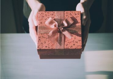 15 Unique and creative birthday gift ideas for your loved one